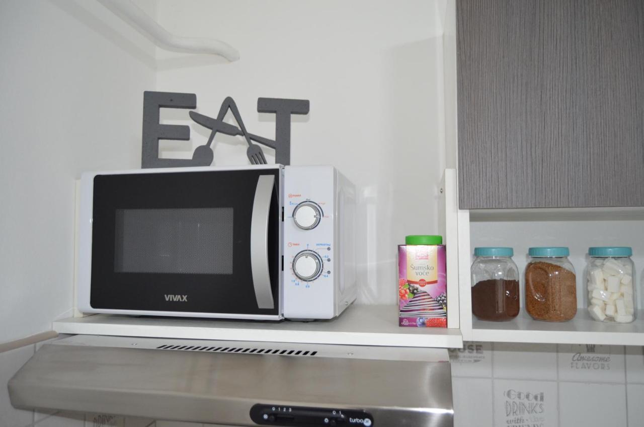 Mikmari Apartman Суботица Экстерьер фото