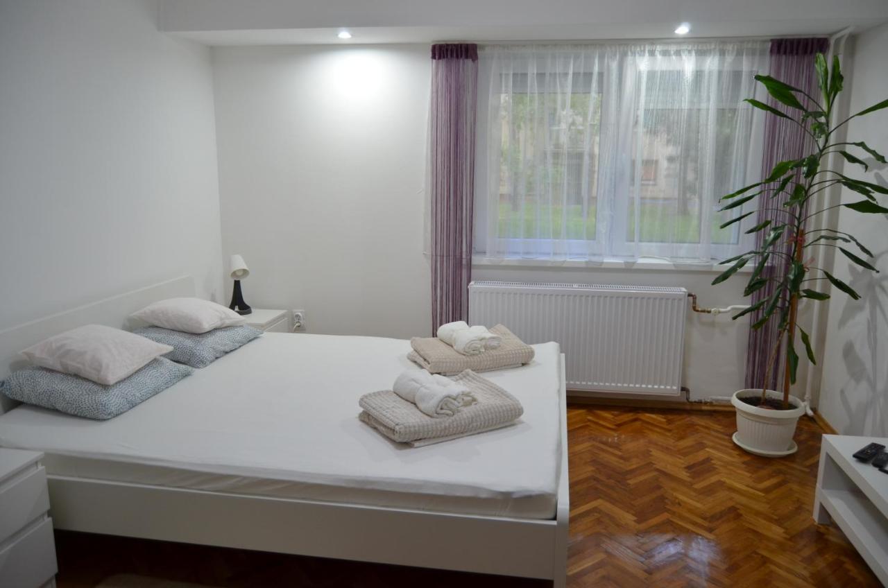 Mikmari Apartman Суботица Экстерьер фото